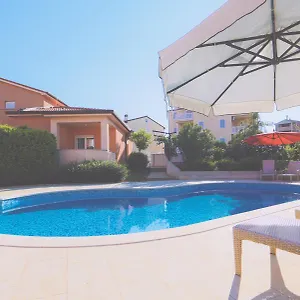 Apartment Meri, Ližnjan
